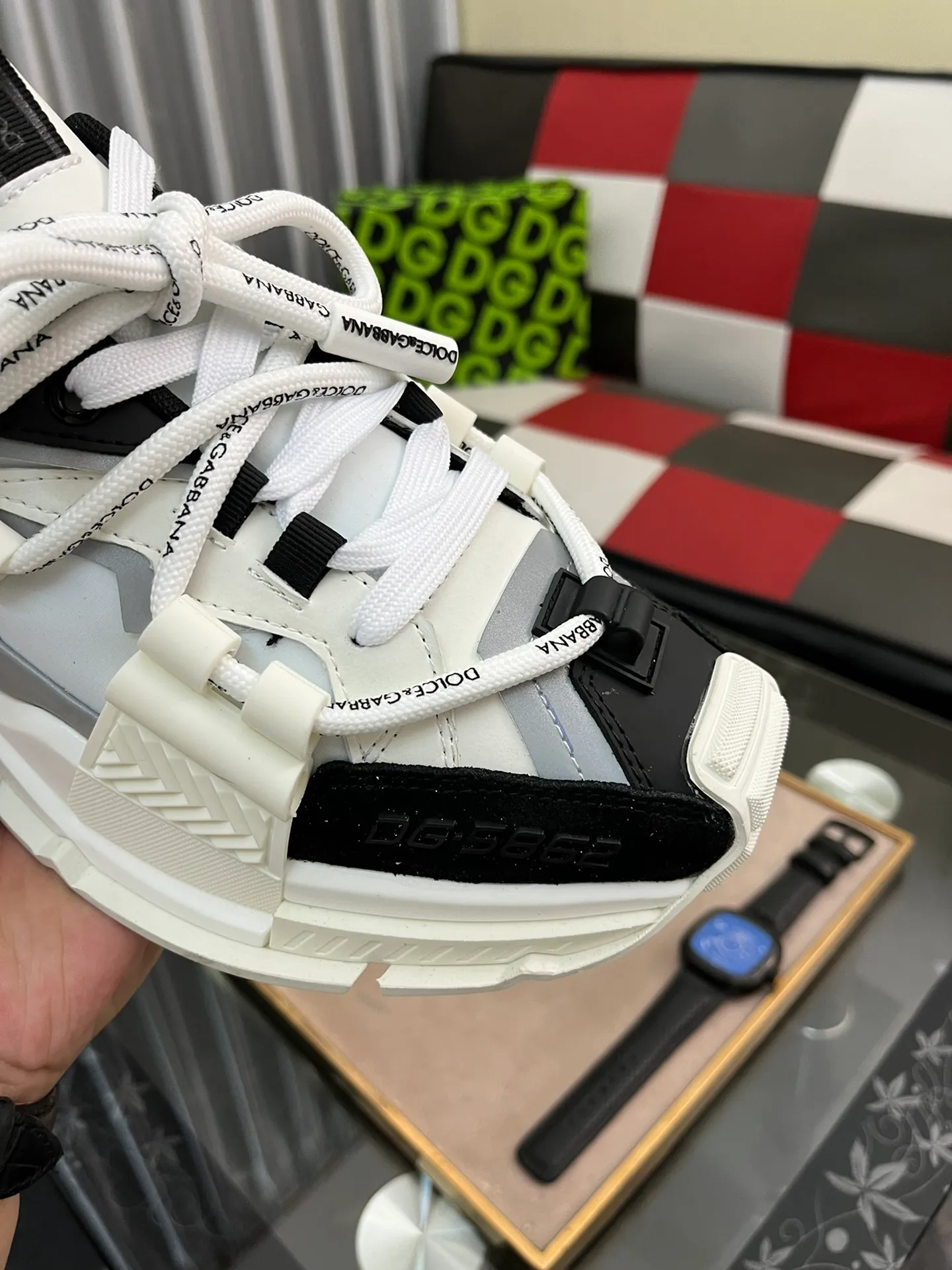 Ex-factory price 680⌚️⌚️New product ••D&G•Dolce & Gabbana ✔️High-end men’s 👔Sports and casual shoes! Original items from top counters •••Original imported cowhide, tongue with brand LOGO➕imported cowhide lining, cowhide feet➕original DG logo outsole! Size: 36-46